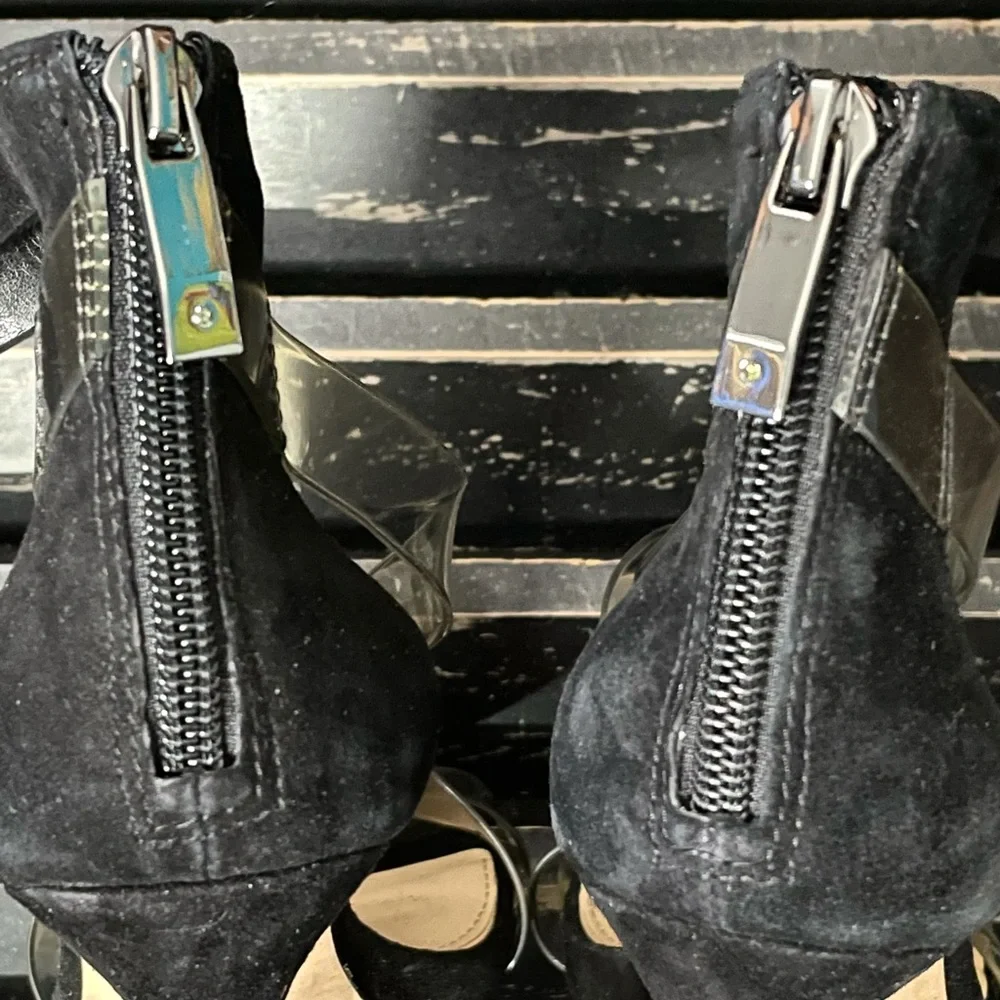 IMAGINE VINCE CAMUTO Devin Sandals